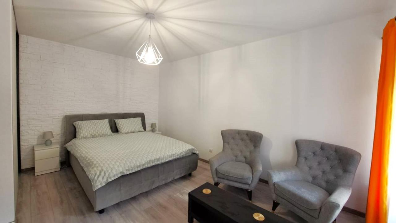 Cosy Studio In The Heart Of Braşov Extérieur photo